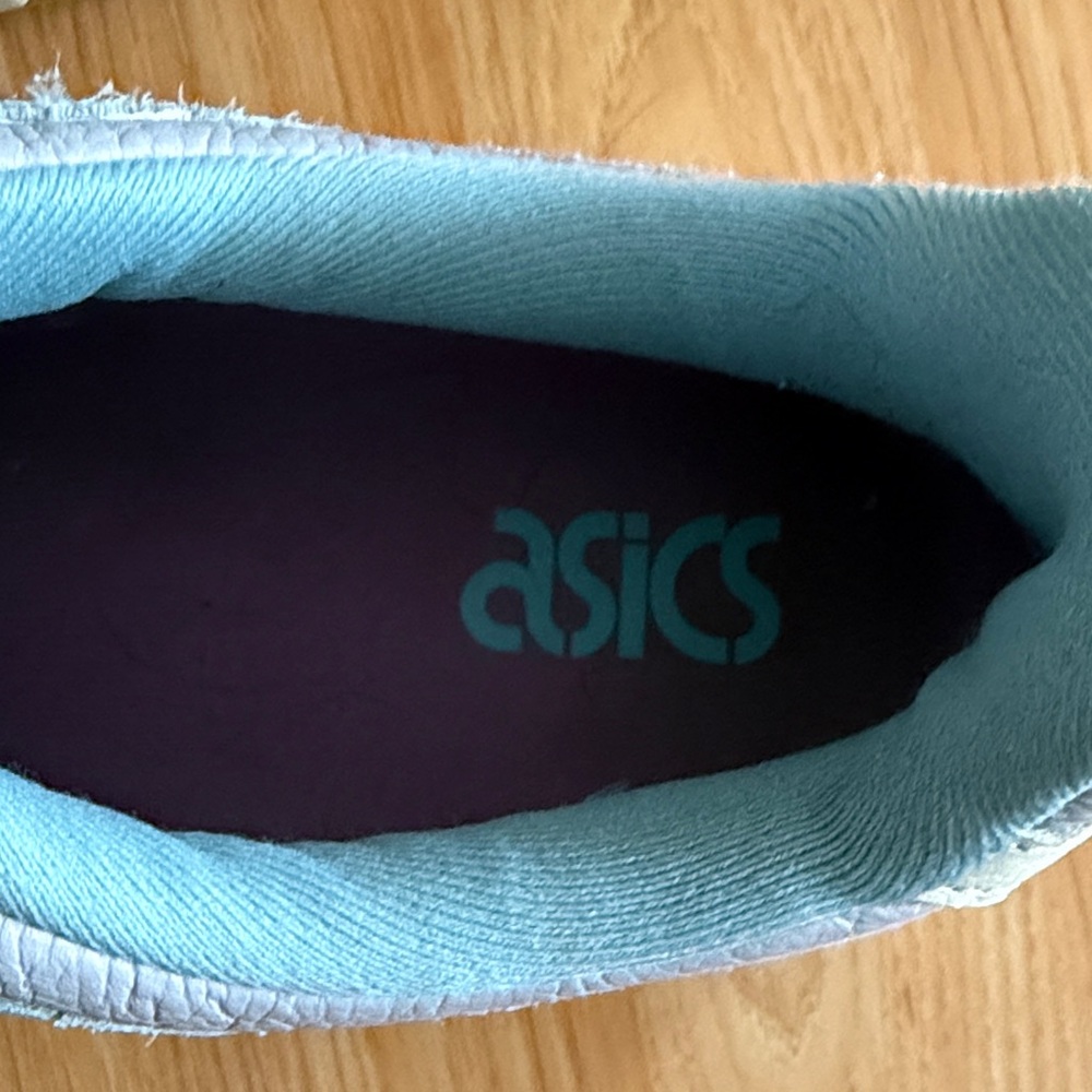 Asics Gel Lyte III Men’s Sneakers in Purple and Blue - Picture 2 of 6